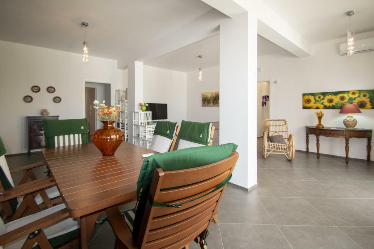 Villa Afrodite | Luxury Villa And Pool Кустоначи Экстерьер фото